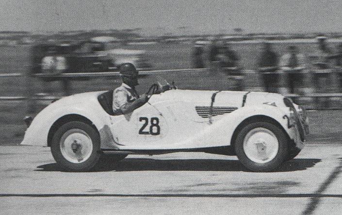 Frank Pratt en BMW 328